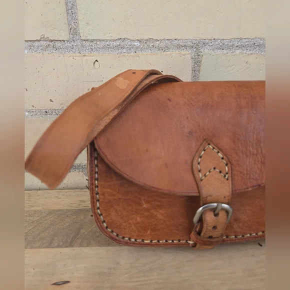 Handcrafted Leather Mini Crossbody - Picture 2 of 11